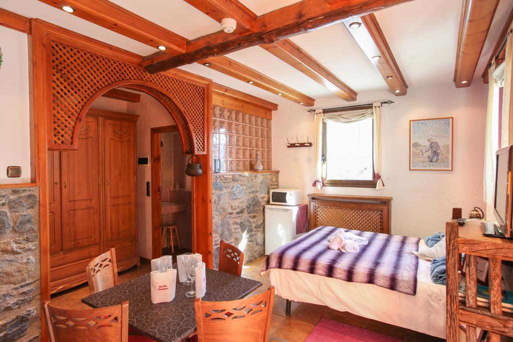 Casa Rural Restaurant Borda Patxeta Canillo Bilik gambar