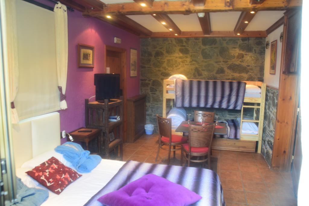Casa Rural Restaurant Borda Patxeta Canillo Bilik gambar
