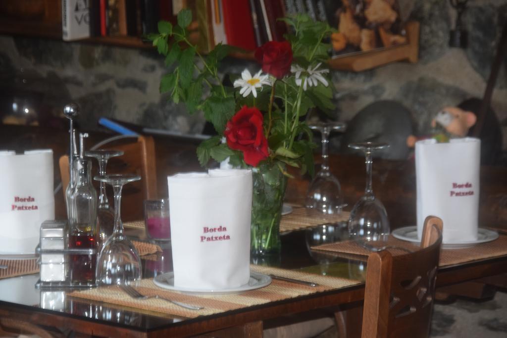 Casa Rural Restaurant Borda Patxeta Canillo Luaran gambar